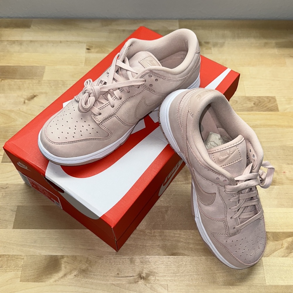 Women’s Nike Dunk Low PRM MF